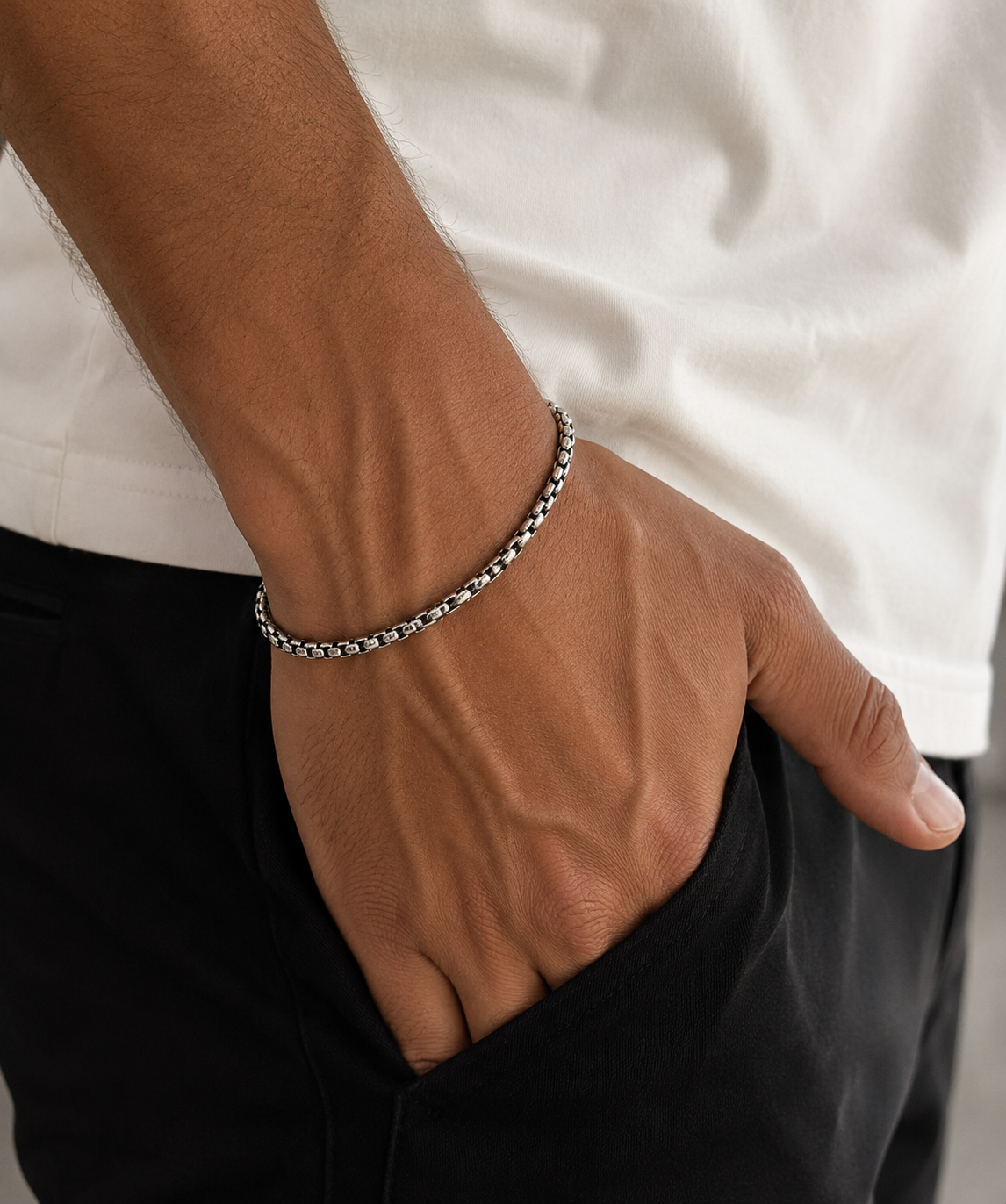 The DHRUV Frost Bracelet