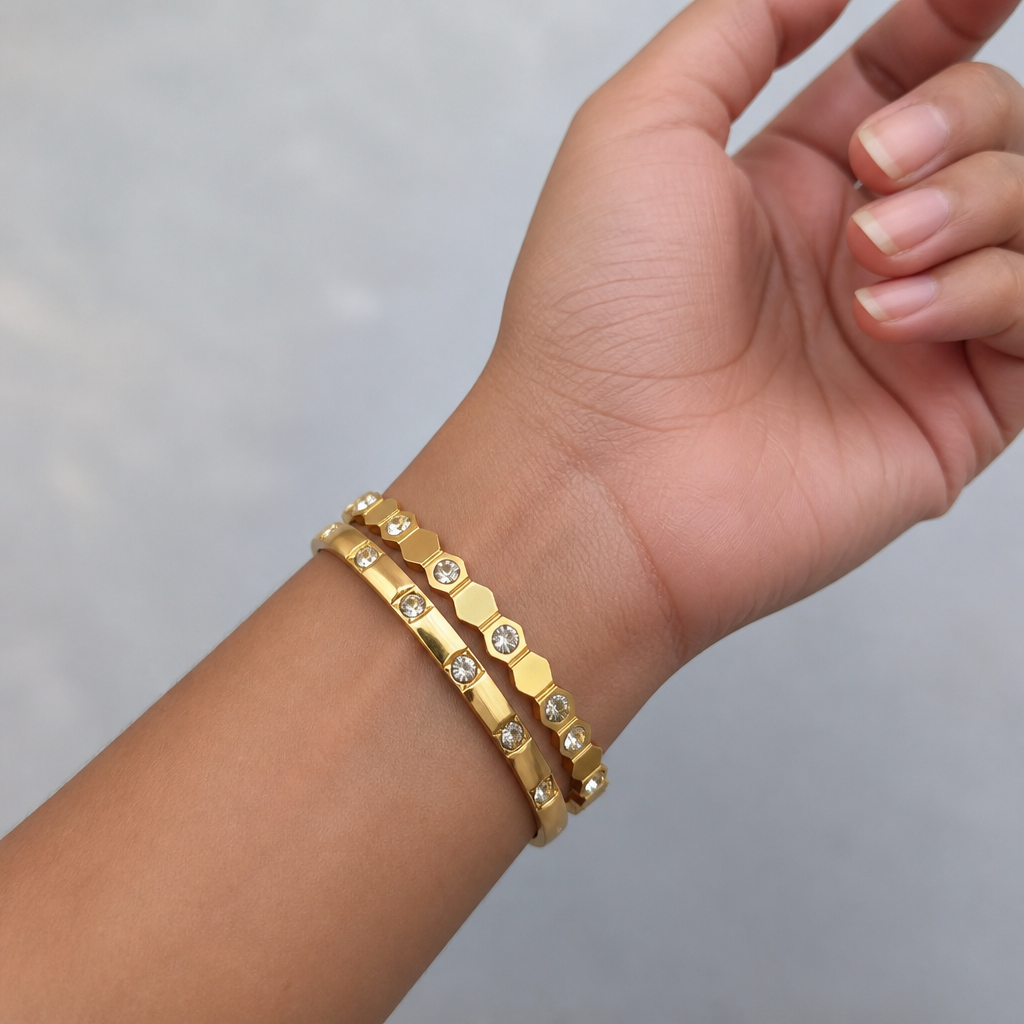 The Kanaka Glow Bracelet Set