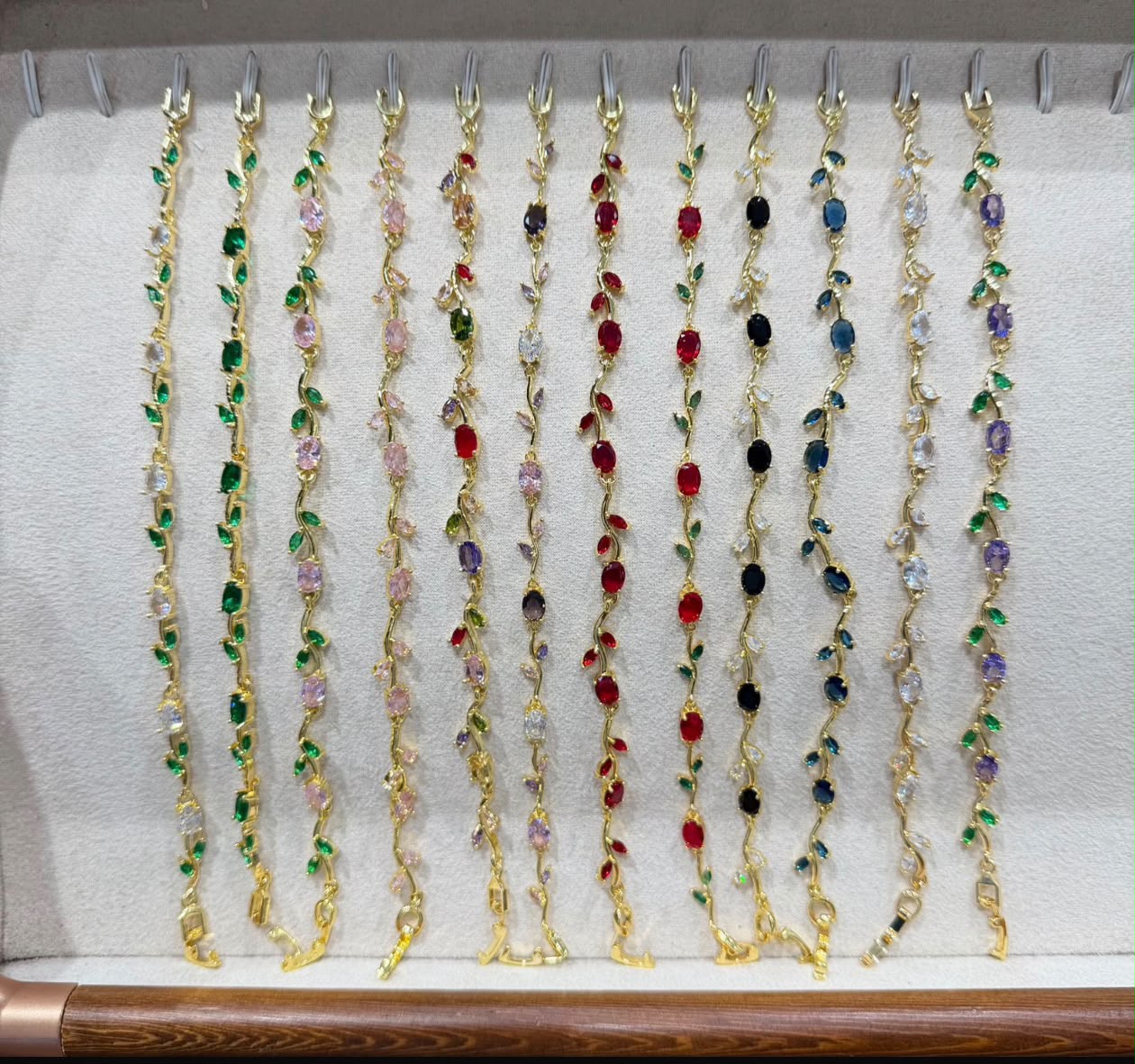 PRERNA Vine Bracelet