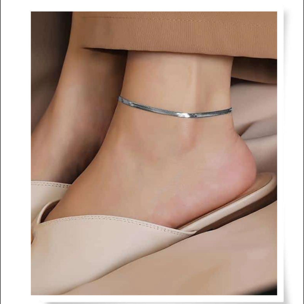 The Luna Snake Chain Anklet