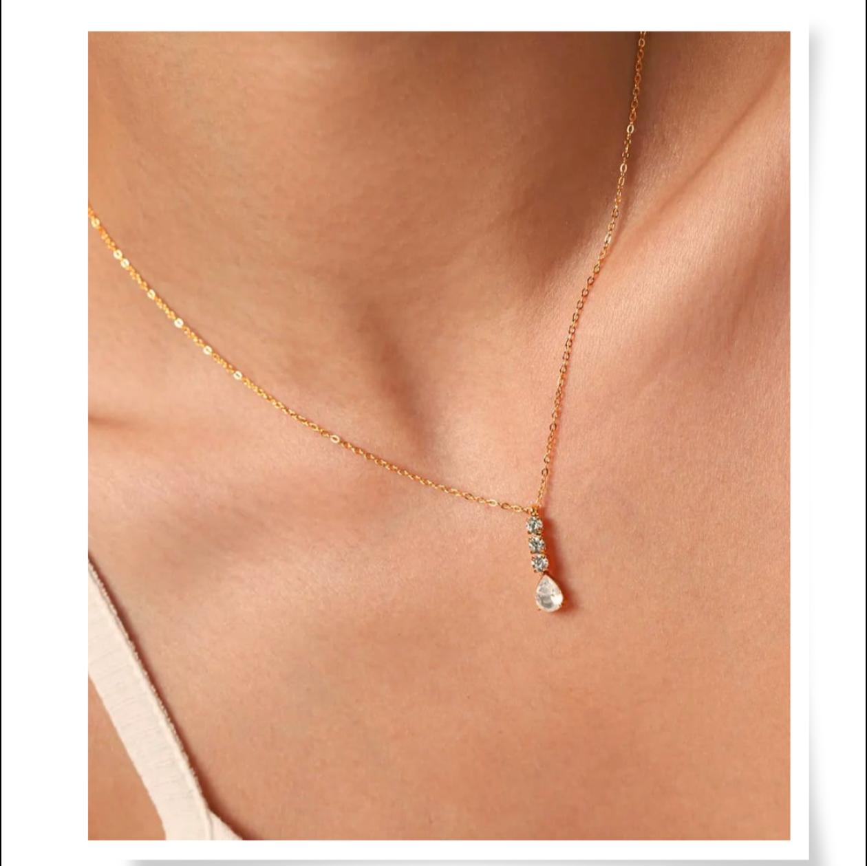 Elara Drop Necklace