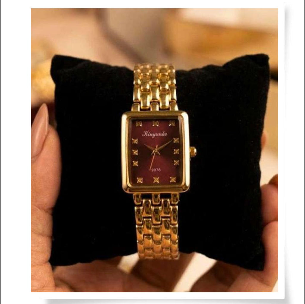 Noir Royale Watch
