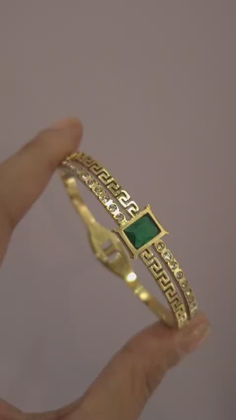 The Emerald Aura Bangle