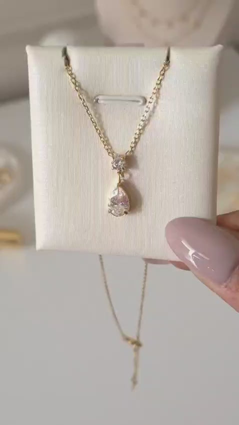 The Tara Drop Chain